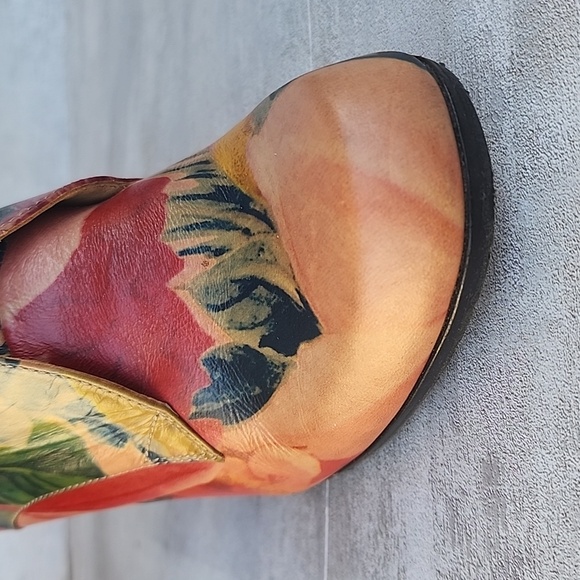 John Fluevog floral booties size 8 - Picture 7 of 13